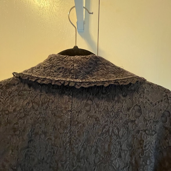 Raindrops Black Jacket Size L - Picture 10 of 12